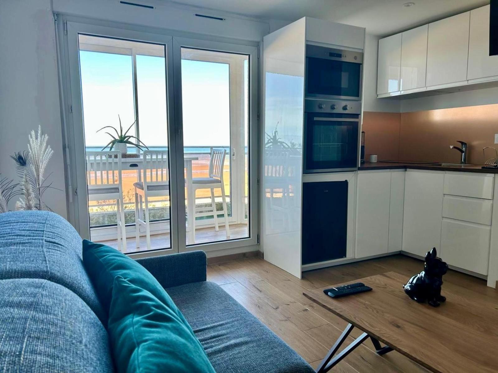 Mettons Les Voiles - Appt Vue Avec Loggia Apartment *